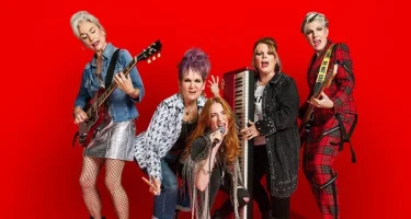 Riot Women season 1